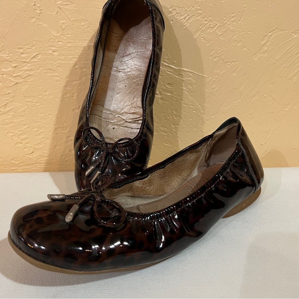 Eneka Leopard Ballet Flats